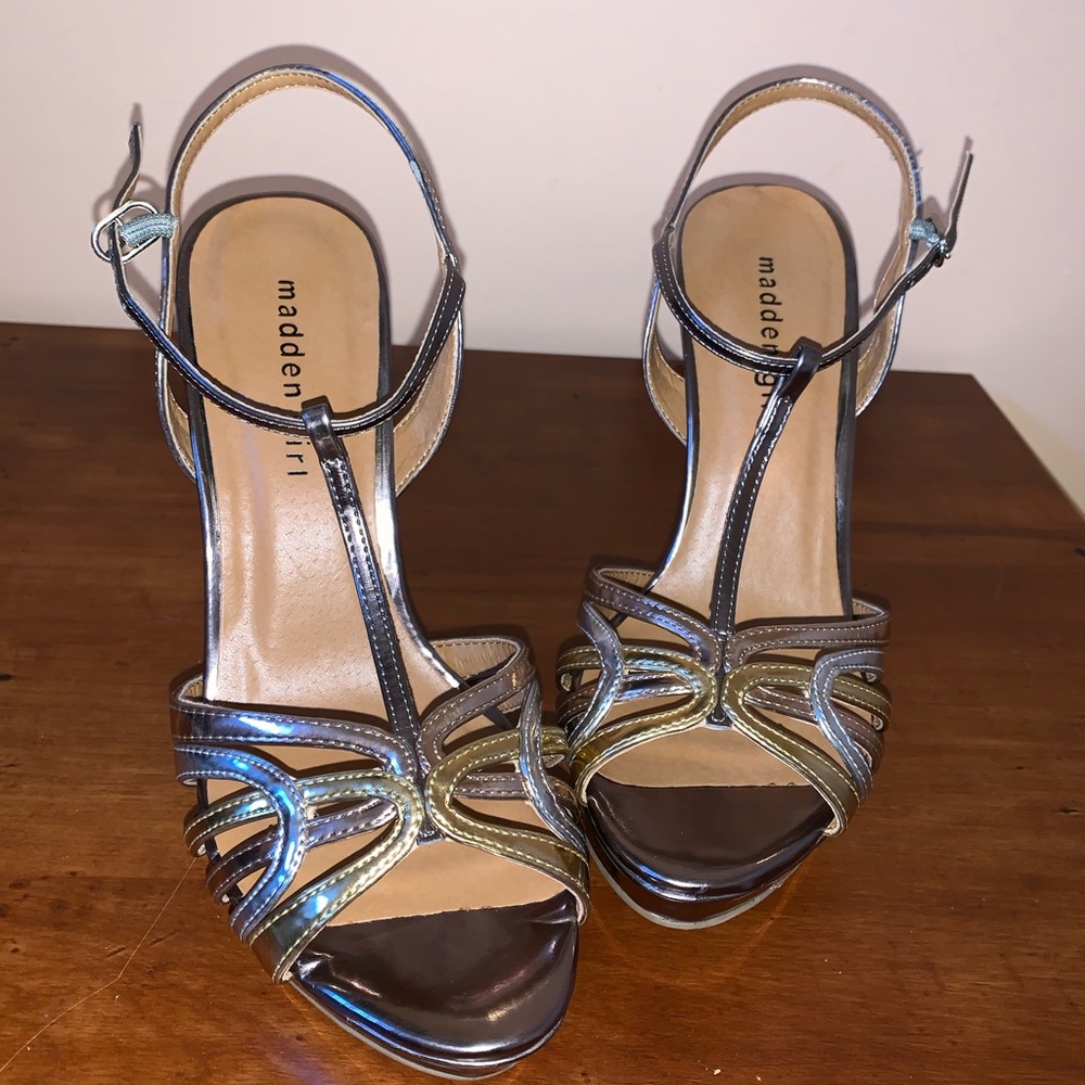 New Steve Madden metallic high heels Size: 8